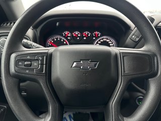 2023 Chevrolet Silverado 1500 in Pickering, Ontario - 10 - w320h240px