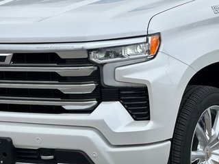 2024 Chevrolet Silverado 1500 in Pickering, Ontario - 6 - w320h240px