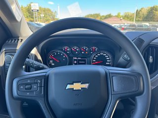 2024 Chevrolet Silverado 1500 in Pickering, Ontario - 22 - w320h240px