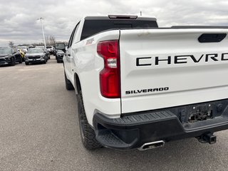 2022 Chevrolet Silverado in Lindsay, Ontario - 6 - w320h240px