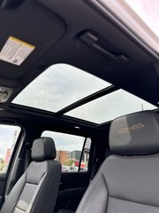 2022 Chevrolet Suburban in Pickering, Ontario - 15 - w320h240px