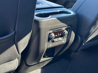 2023 Chevrolet Suburban in Pickering, Ontario - 16 - w320h240px