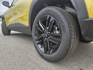 2025 Chevrolet Trax in Pickering, Ontario - 7 - w320h240px