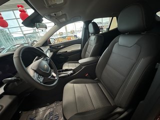 2025 Chevrolet Trax in Pickering, Ontario - 6 - w320h240px