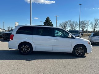 2017 Dodge Grand Caravan in Pickering, Ontario - 6 - w320h240px