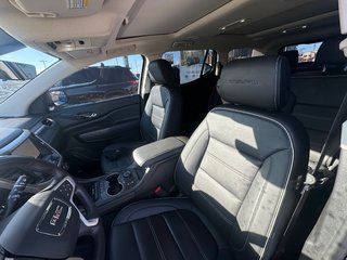 2022 GMC Acadia in Pickering, Ontario - 10 - w320h240px