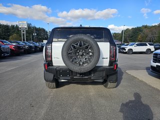 2025 GMC HUMMER EV SUV in Pickering, Ontario - 5 - w320h240px