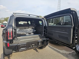 2025 GMC HUMMER EV SUV in Pickering, Ontario - 5 - w320h240px