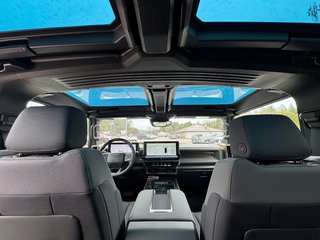2025 GMC HUMMER EV SUV in Pickering, Ontario - 16 - w320h240px