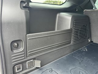 2025 GMC HUMMER EV SUV in Pickering, Ontario - 11 - w320h240px