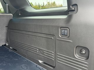 2025 GMC HUMMER EV SUV in Pickering, Ontario - 10 - w320h240px
