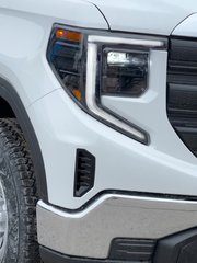 2023 GMC Sierra 1500 in Pickering, Ontario - 8 - w320h240px