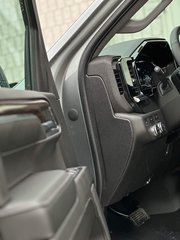 2023 GMC Sierra 1500 in Pickering, Ontario - 12 - w320h240px