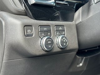 2023 GMC Sierra 1500 in Pickering, Ontario - 14 - w320h240px