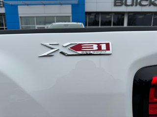 2024 GMC Sierra 2500 HD in Pickering, Ontario - 16 - w320h240px