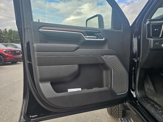 2025 GMC Sierra 2500 HD in Pickering, Ontario - 35 - w320h240px