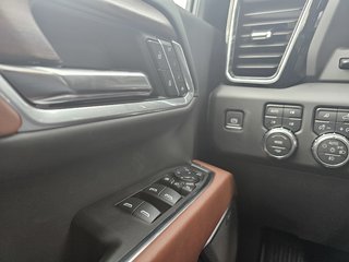 2025 GMC Sierra 3500HD in Pickering, Ontario - 14 - w320h240px