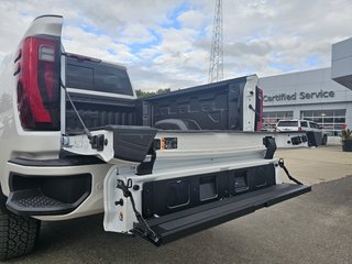 2025 GMC Sierra 3500HD in Pickering, Ontario - 7 - w320h240px