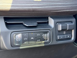 2025 GMC Sierra EV in Pickering, Ontario - 24 - w320h240px
