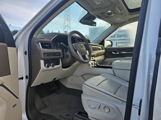 2024 GMC Yukon XL in Pickering, Ontario - 13 - w320h240px