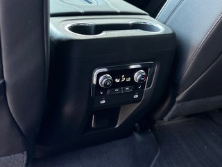 2023 GMC Yukon in Pickering, Ontario - 20 - w320h240px