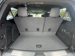 2025 GMC Yukon in Pickering, Ontario - 29 - w320h240px