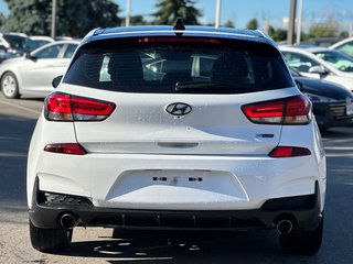 2020 Hyundai Elantra GT in Pickering, Ontario - 4 - w320h240px