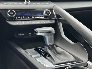 2021 Hyundai Elantra in Pickering, Ontario - 14 - w320h240px