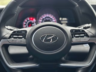 2022 Hyundai Elantra in Pickering, Ontario - 10 - w320h240px