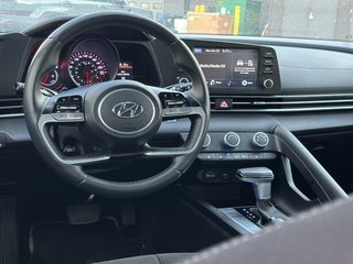 2023 Hyundai Elantra in Pickering, Ontario - 12 - w320h240px