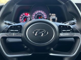 2023 Hyundai Elantra in Pickering, Ontario - 11 - w320h240px