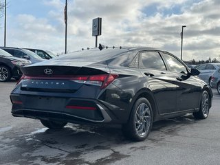 2024 Hyundai Elantra in Pickering, Ontario - 5 - w320h240px