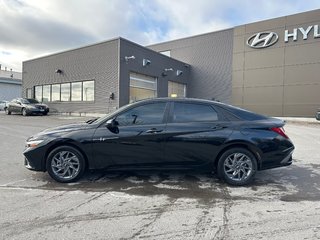 2024 Hyundai Elantra in Pickering, Ontario - 2 - w320h240px