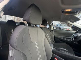 2024 Hyundai Elantra in Pickering, Ontario - 22 - w320h240px