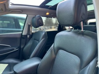 2016 Hyundai Santa Fe XL in Pickering, Ontario - 9 - w320h240px