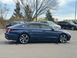 2022 Hyundai Sonata in Pickering, Ontario - 6 - w320h240px