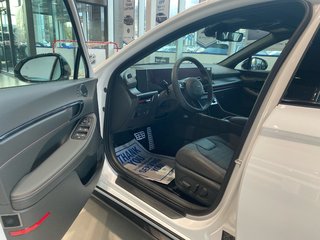 2025 Hyundai Sonata in Pickering, Ontario - 4 - w320h240px