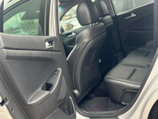 2020 Hyundai Tucson in Pickering, Ontario - 12 - w320h240px