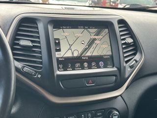 2016 Jeep Cherokee in Pickering, Ontario - 15 - w320h240px