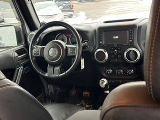 2014 Jeep Wrangler Unlimited in Pickering, Ontario - 11 - w320h240px