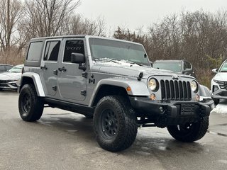 2014 Jeep Wrangler Unlimited in Pickering, Ontario - 7 - w320h240px