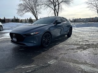 2022 Mazda 3 in Pickering, Ontario - 5 - w320h240px