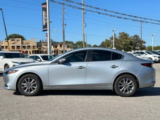 2021 Mazda 3 in Pickering, Ontario - 2 - w320h240px