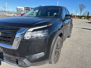 2022 Nissan Pathfinder in Lindsay, Ontario - 3 - w320h240px