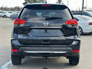 2017 Nissan Rogue in Pickering, Ontario - 4 - w320h240px