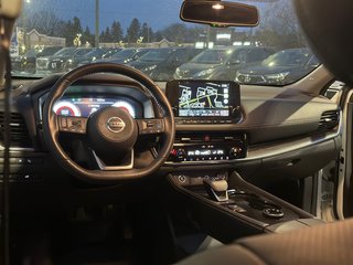 2021 Nissan Rogue in Pickering, Ontario - 10 - w320h240px