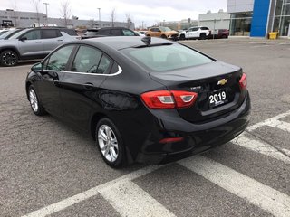 2019 Chevrolet Cruze in Pickering, Ontario - 3 - w320h240px