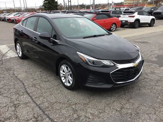 2019 Chevrolet Cruze in Pickering, Ontario - 7 - w320h240px