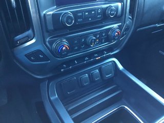 2017 Chevrolet Silverado 1500 in Pickering, Ontario - 17 - w320h240px