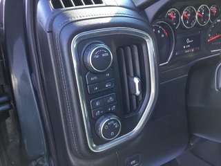 2020 Chevrolet Silverado 1500 in Pickering, Ontario - 13 - w320h240px